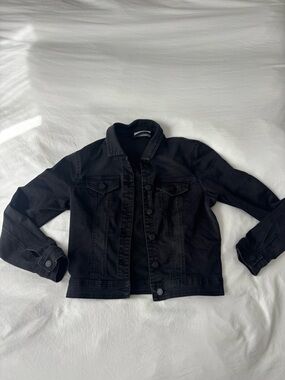 Black Denim Jacket Fitted Trucker Style